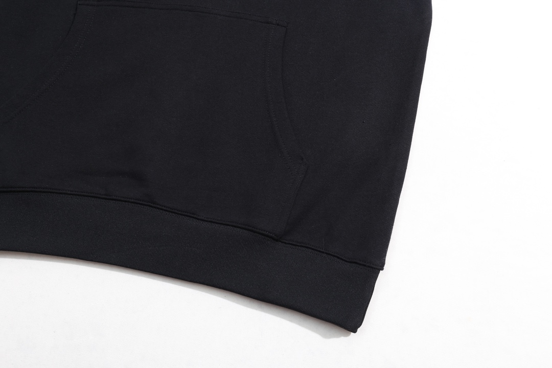 【ARCTERYX 公式旗艦店】アークテリクス  パーカー  スウェット ご好評に付き再入荷！241121