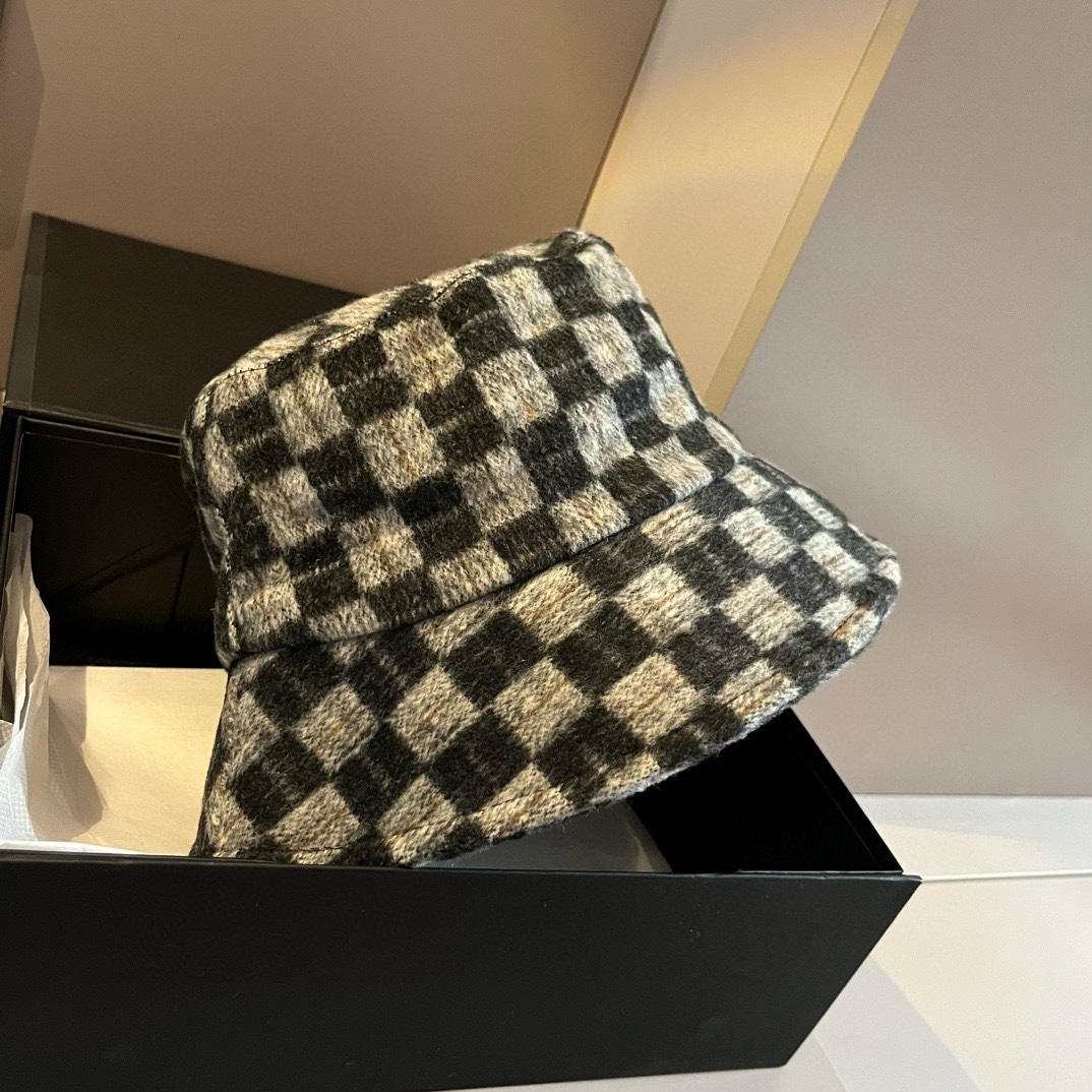 LV  LOUIS VUITTON( ルイヴィトン)フィッシャーマンズハット   241126