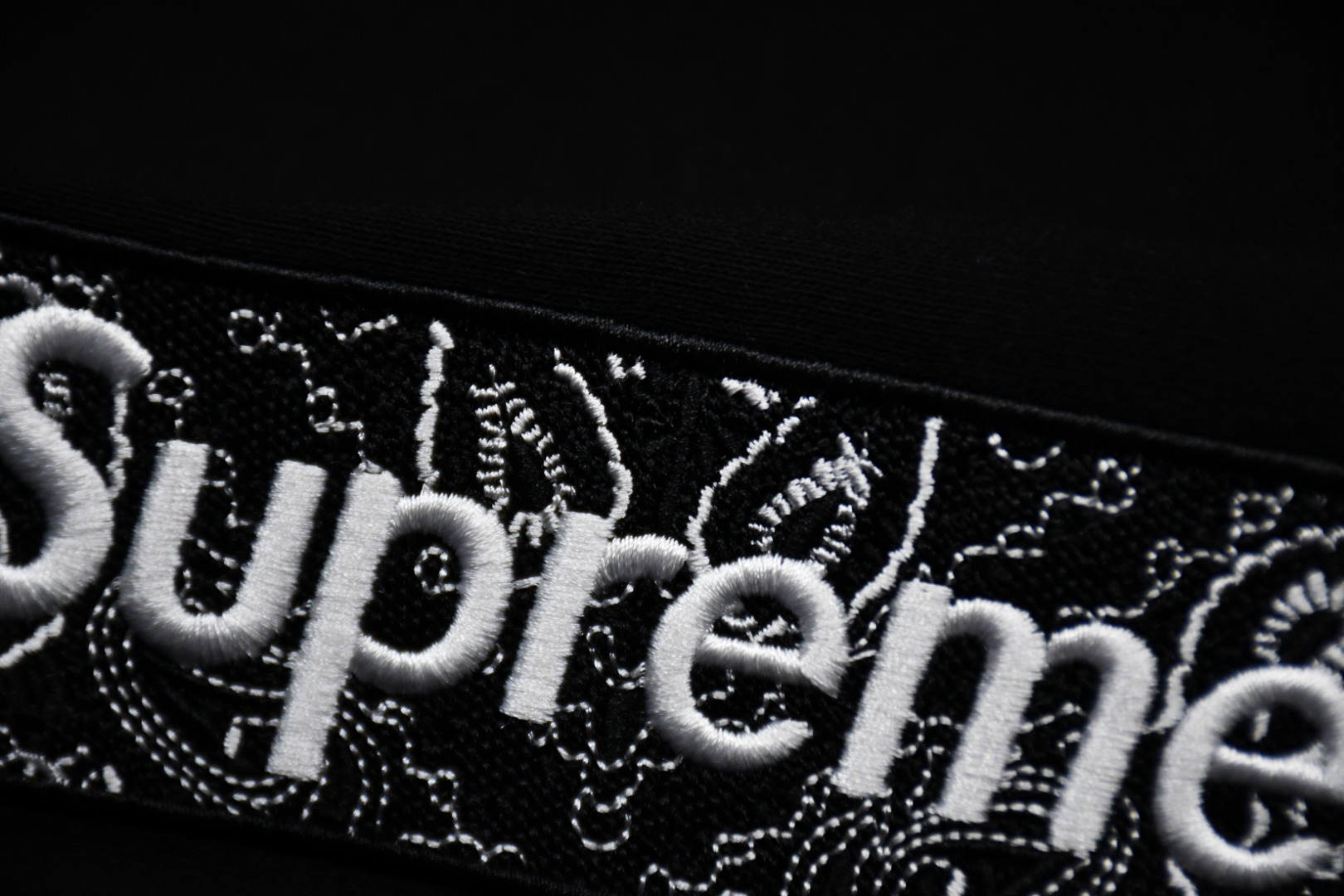 【supreme  公式旗艦店】パーカー スウェットご好評に付き再入荷！