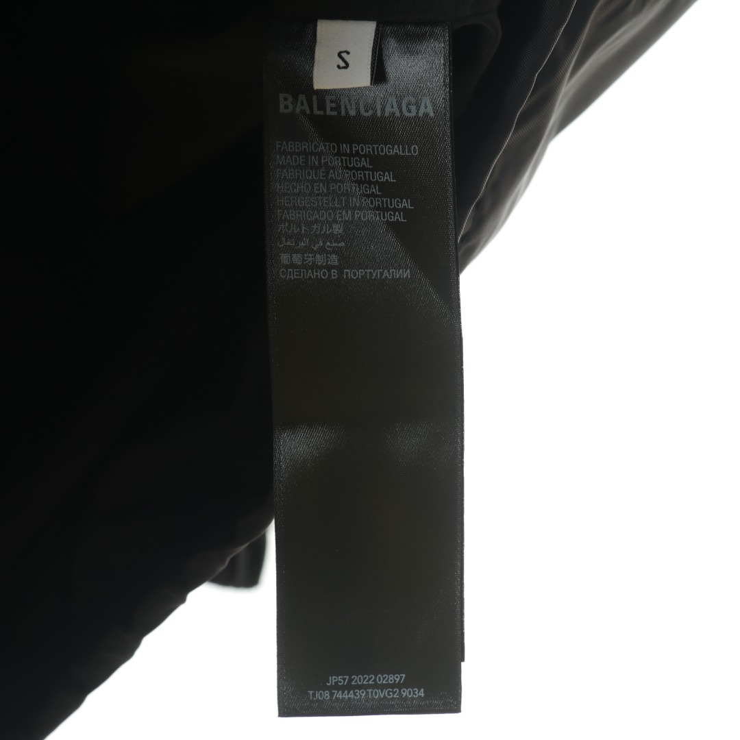 【BALENCIAGA  公式旗艦店】バレンシアガ    ジャケット着 好評に付き再入荷！241119