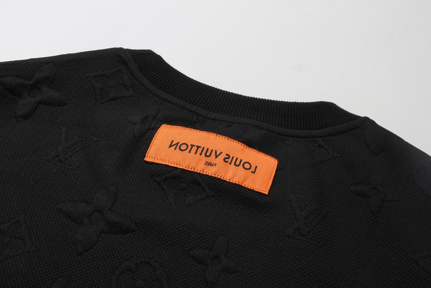 【LOUIS VUITTON 公式旗艦店】ルイヴィトン 丸首の衛衣 スウェットご好評に付き再入荷 240817