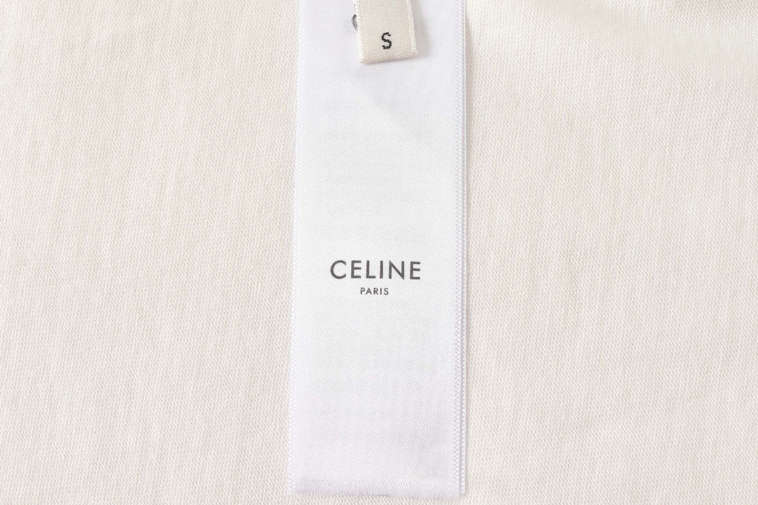 【CELINE 公式旗艦店】セリーヌ   Tシャツ ご好評に付き再入荷！