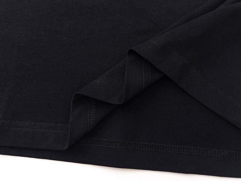 【VERSACE  公式旗艦店】ヴェルサーチ  Tシャツ ご好評に付き再入荷！