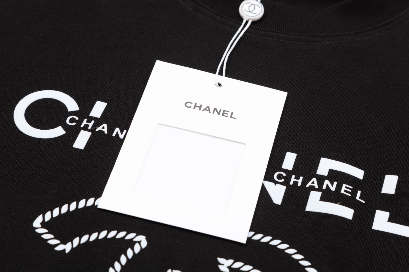 【CHANEL 公式旗艦店】シャネル  Tシャツ ご好評に付き再入荷 240719