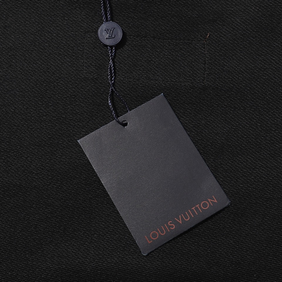 【LOUIS VUITTON  公式旗艦店】ルイヴィトン 丸首の衛衣 スウェット ご好評に付き再入荷 240811