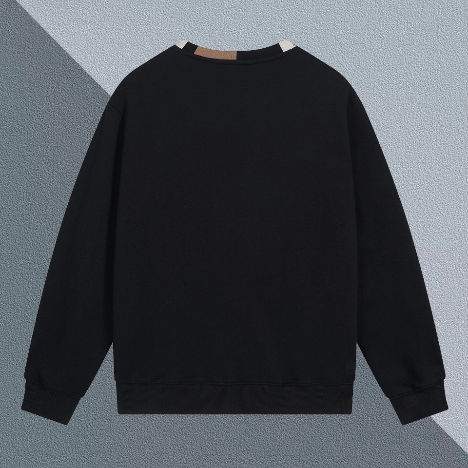 【BURBERRY 公式旗艦店】バーバリー  丸首の衛衣 スウェット ご好評に付き再入荷240829