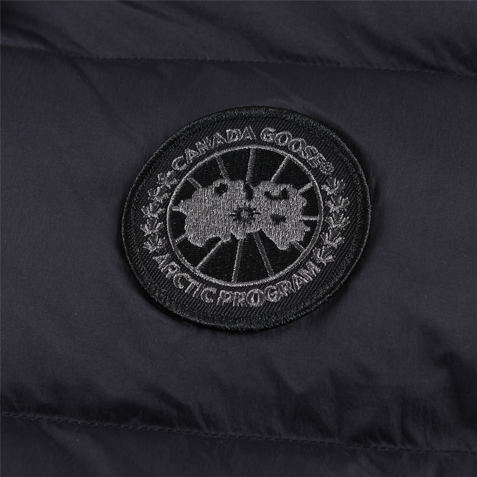 【Canada Goose  公式旗艦店】 カナダグース  ダウンジャケット ご好評に付き再入荷！241024