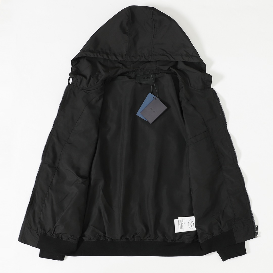 【PRADA  公式旗艦店】 プラダ  ジャケット着 ご好評に付き再入荷！241024