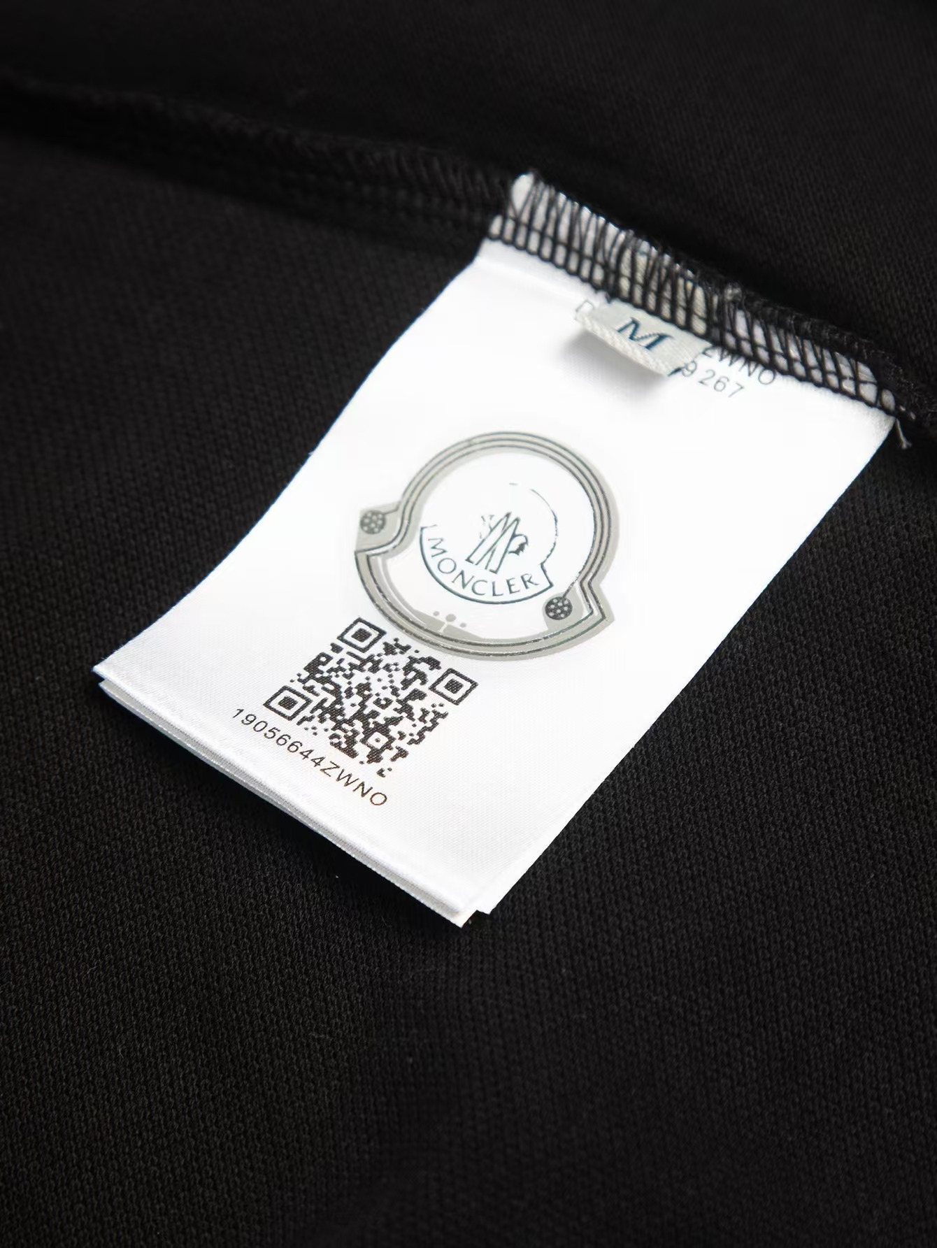 【MONCLER  公式旗艦店】モンクレール  丸首の衛衣 スウェット ご好評に付き再入荷！241120