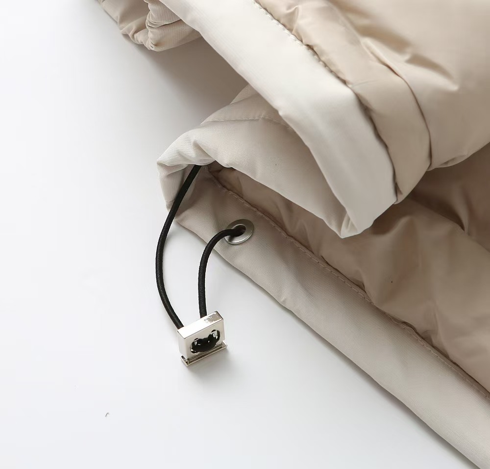 FENDI（フェンディ） ダウンジャケット  241112