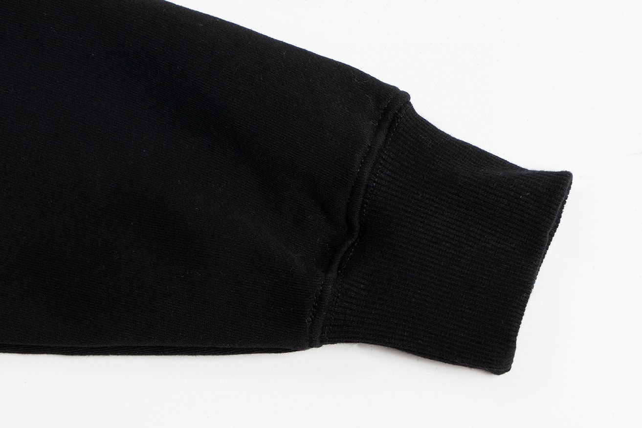 【LOUIS VUITTON  公式旗艦店】ルイヴィトン 丸首の衛衣 スウェット ご好評に付き再入荷！ 241121