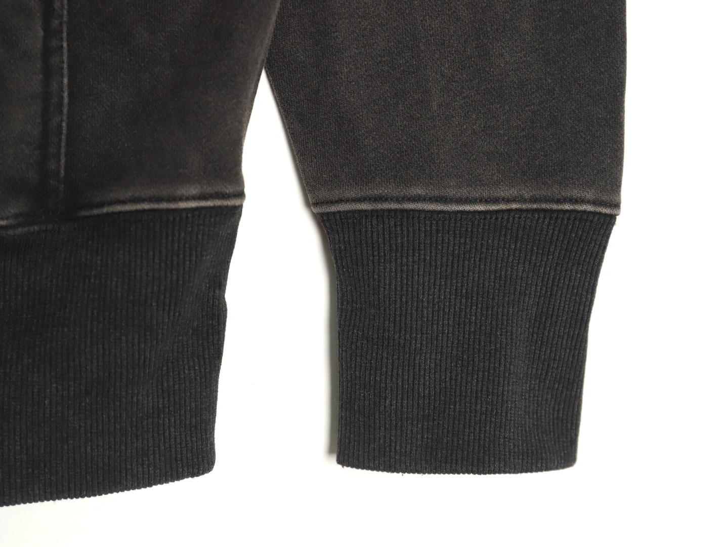 【GIVENCHY 公式旗艦店】ジバンシー  パーカー  スウェットご好評に付き再入荷   241114