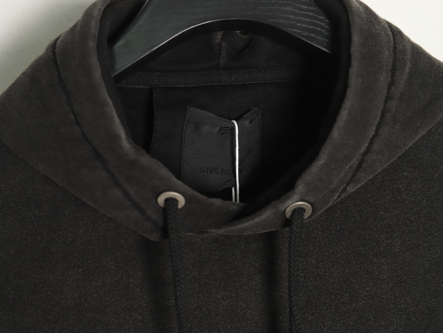 【GIVENCHY 公式旗艦店】ジバンシー  パーカー  スウェットご好評に付き再入荷   241114