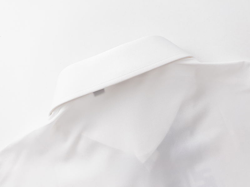 【FENDI  公式旗艦店】フェンディ ジャケット着 好評に付き再入荷！