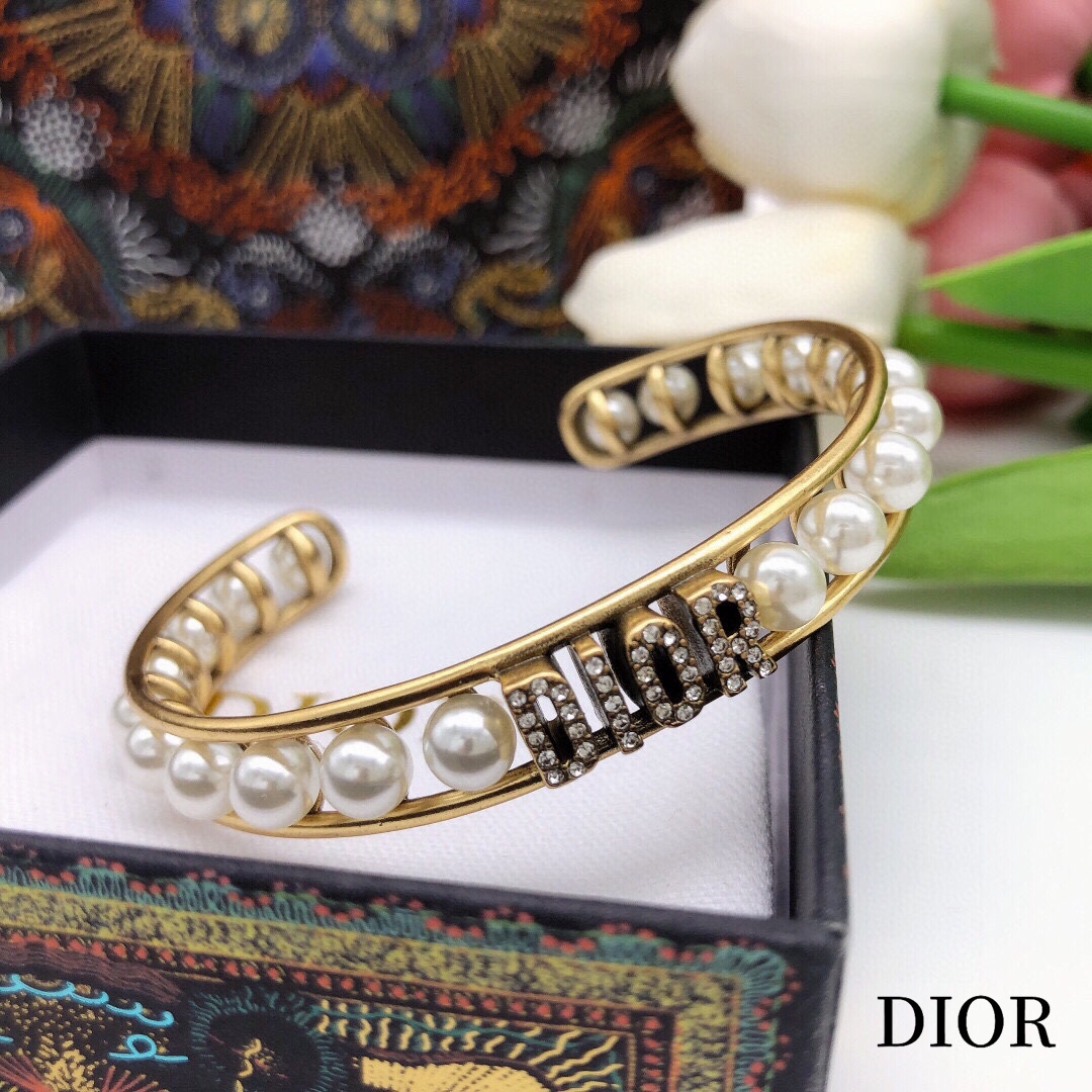 【DIOR】ブレスレット、ファッションシンプルなスタイル