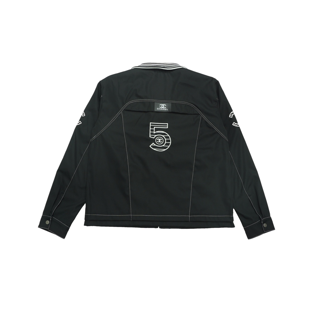 【CHANEL  公式旗艦店】シャネル  ジャケット着好評に付き再入荷！