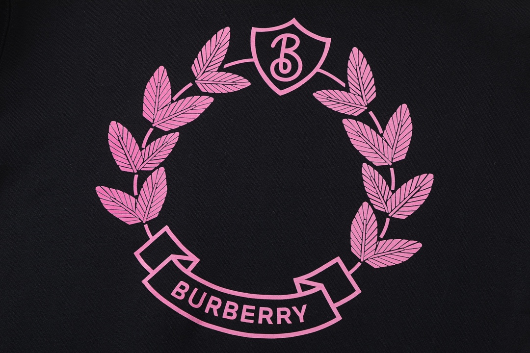 【BURBERRY  公式旗艦店】バーバリー パーカースウェットご好評に付き再入荷 240805