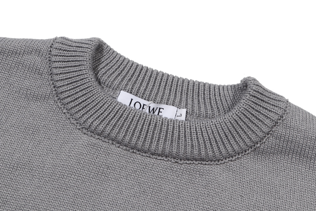 【LOEWE公式旗艦店】ロエベ  セーター好評に付き再入荷！
