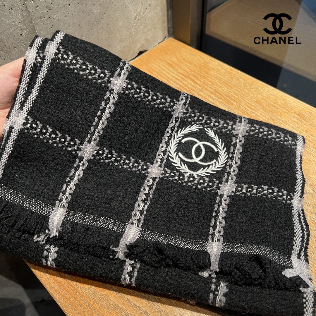 【CHANEL  シャネル 】スカーフ30*135CM