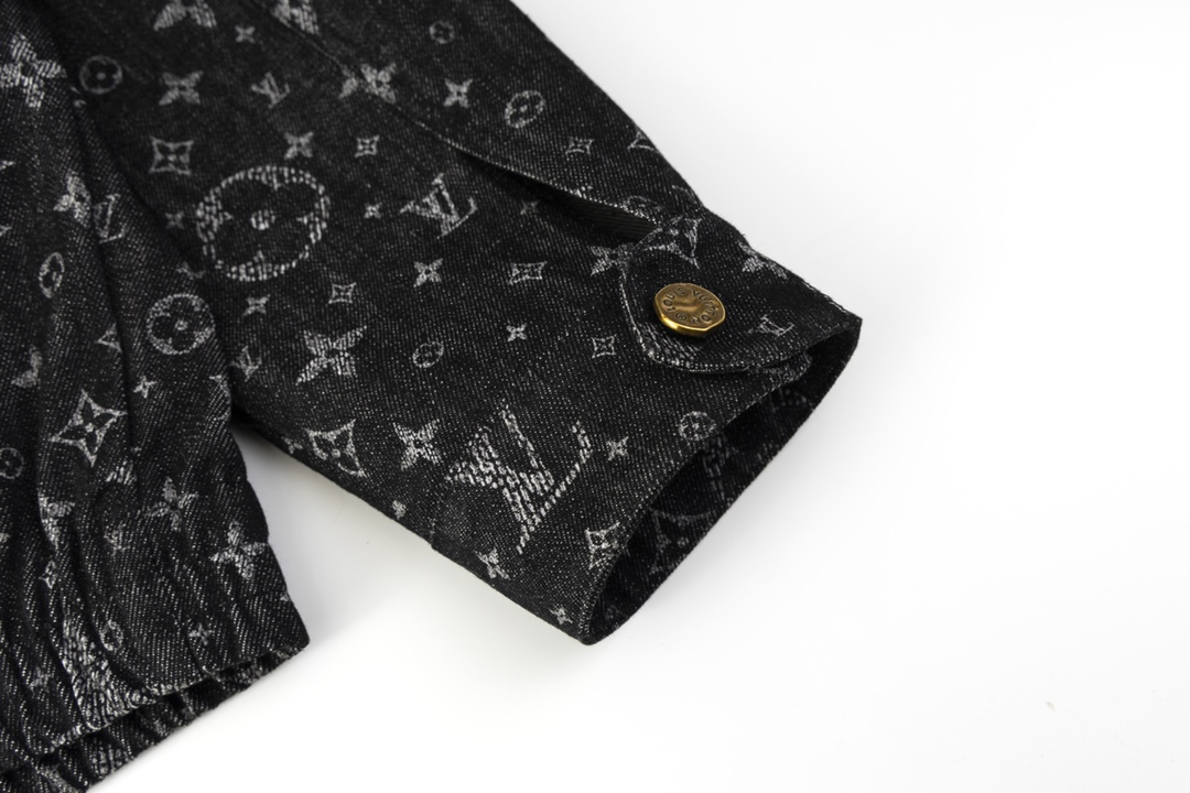 【LOUIS VUITTON  公式旗艦店】ルイヴィトン  野球着 ジャケット着 好評に付き再入荷！
