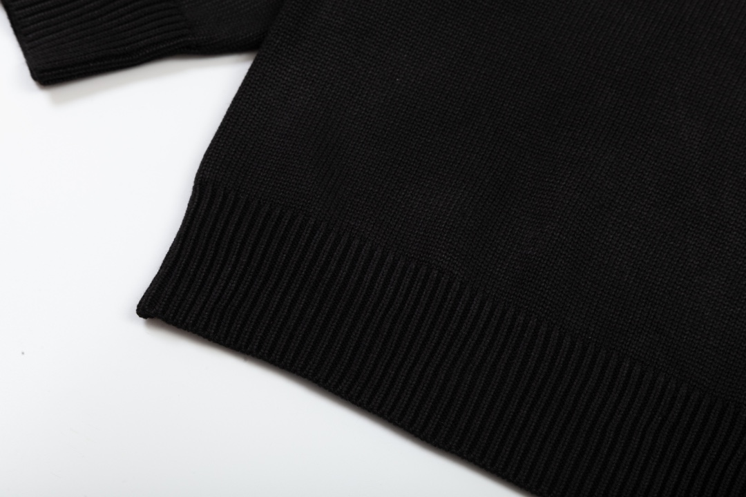 【BALENCIAGA 公式旗艦店】バレンシアガ  セーター好評に付き再入荷！