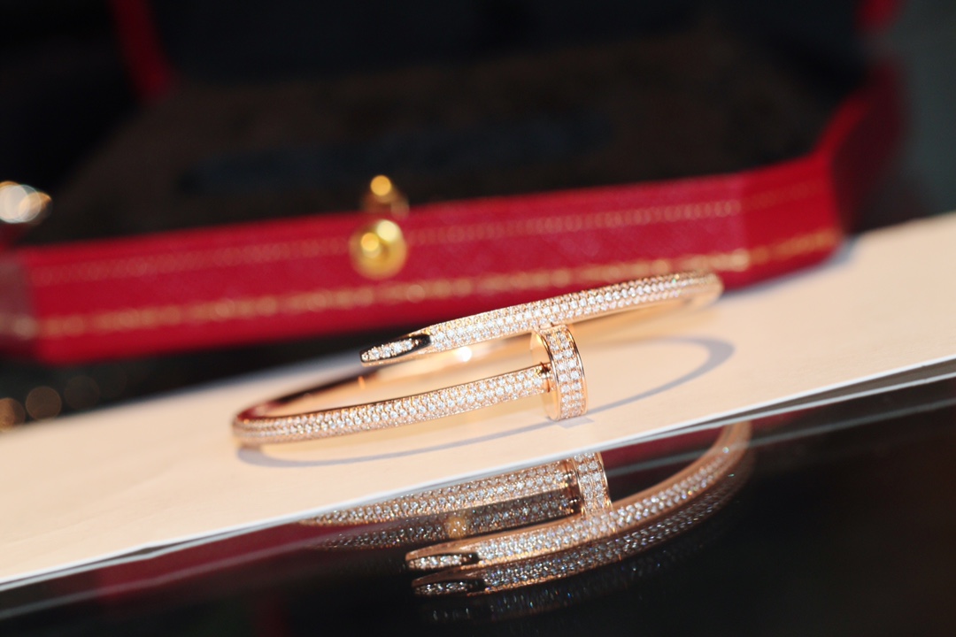 【CARTIER】ブレスレット、ファッションシンプルなスタイル