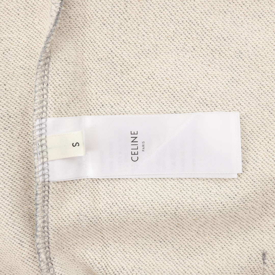 【CELINE  公式旗艦店】セリーヌ パーカーコートスウェット ご好評に付き再入荷！