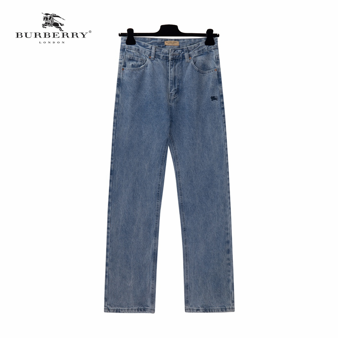 【BURBERRY 公式旗艦店】バーバリー   ジーパン  ご好評に付き再入荷！