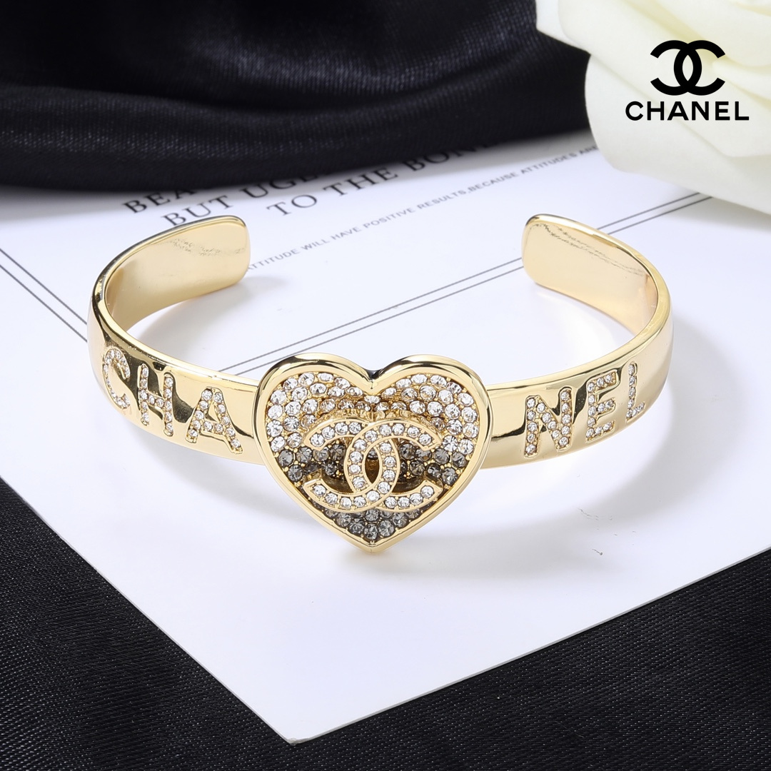 【CHANEL】ブレスレット、ファッションシンプルなスタイル