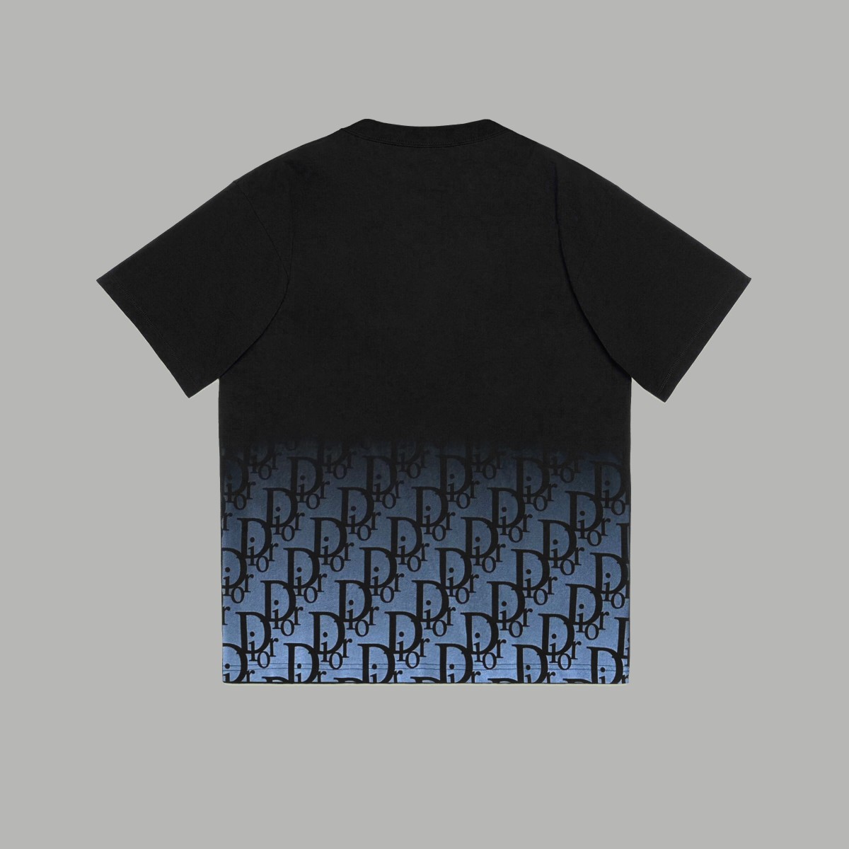 【DIOR 公式旗艦店】ディオール   Tシャツ ご好評に付き再入荷 240718