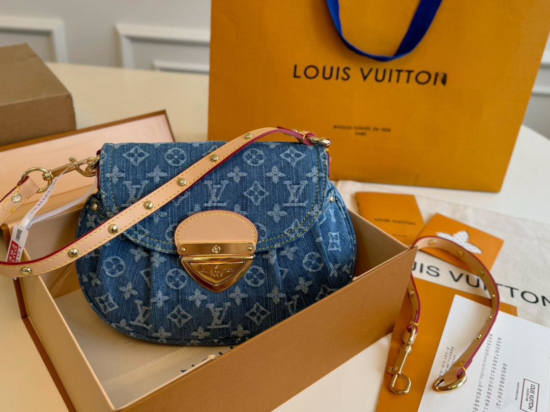 【LOUIS VUITTON 公式旗艦店】ルイヴィトン  斜めがけバッグ 当日出荷 好評に付き再入荷！24*18CM  1240722