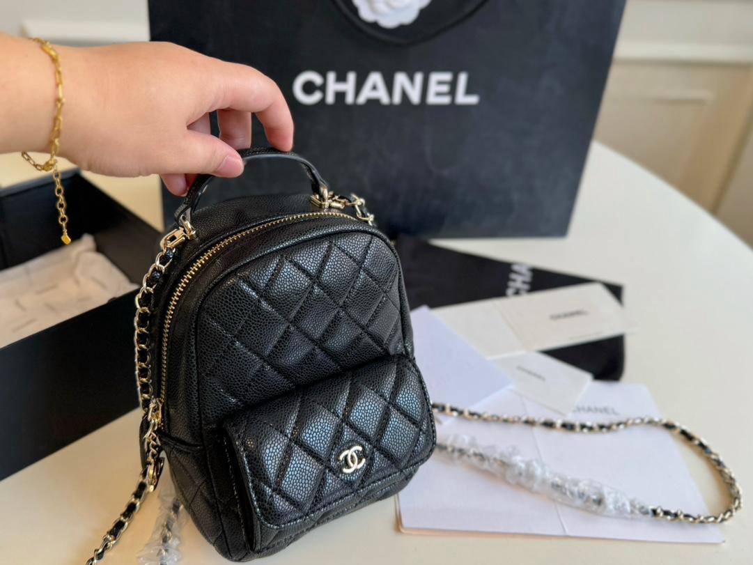 【CHANEL 公式旗艦店】シャネル リュックサック 当日出荷 好評に付き再入荷！13*19CM  240723