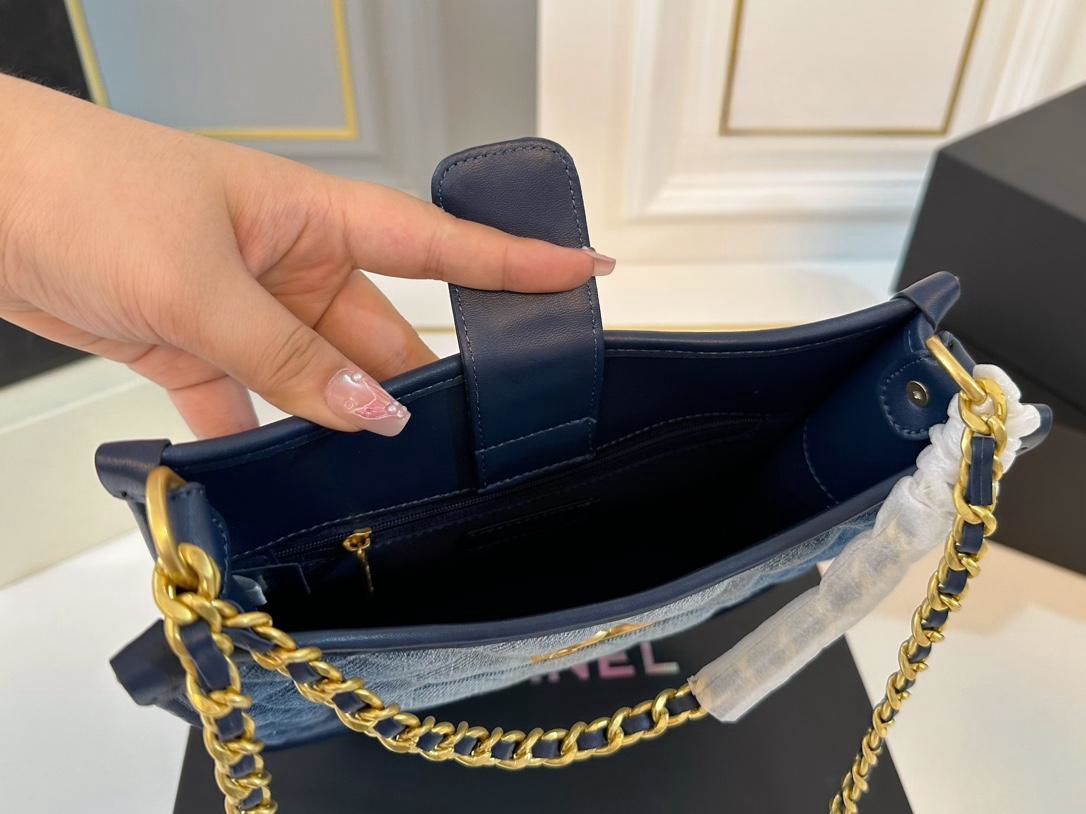 【CHANEL 公式旗艦店】シャネル 斜めがけバッグ 当日出荷 好評に付き再入荷！22*21CM  240723