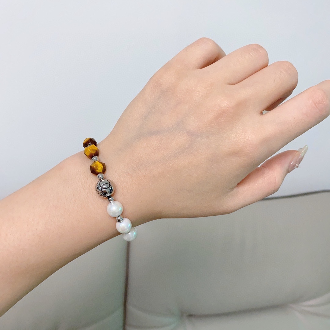 【CHANEL】ブレスレット、ファッションシンプルなスタイル 240728