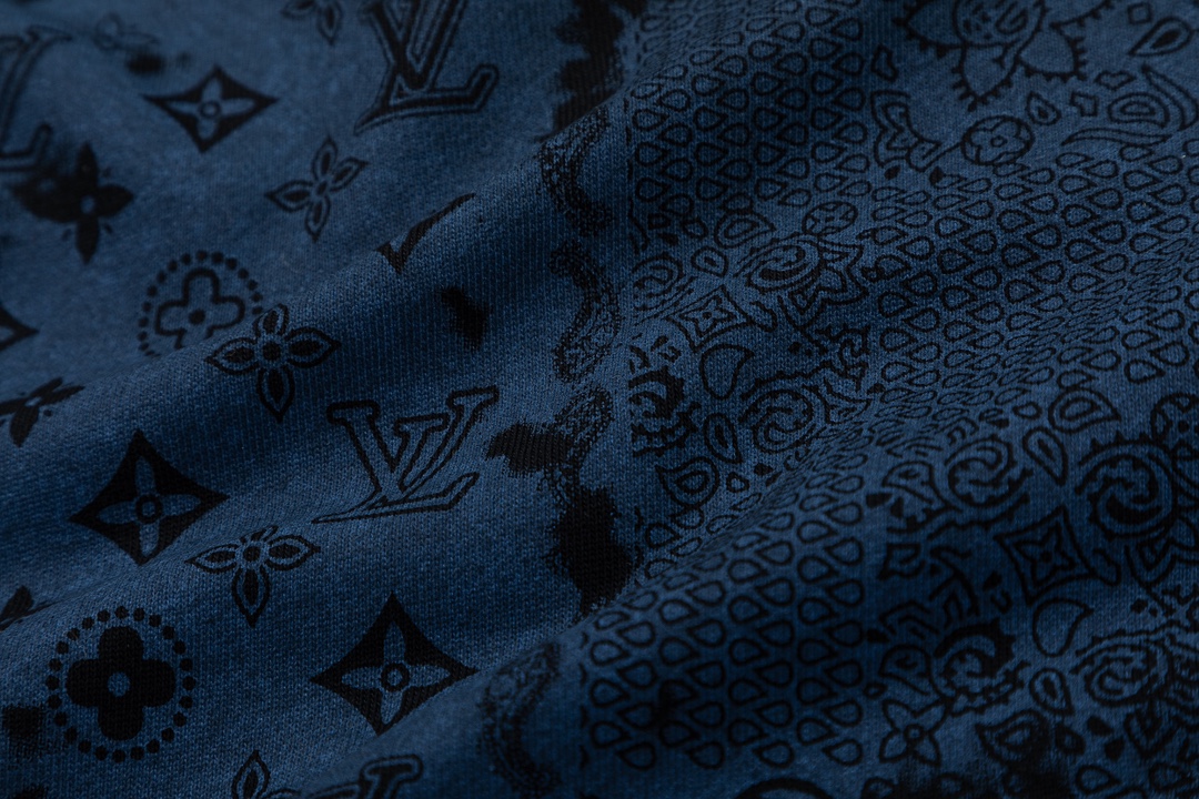 【LOUIS VUITTON  公式旗艦店】ルイヴィトン 丸首の衛衣 スウェット ご好評に付き再入荷 240808