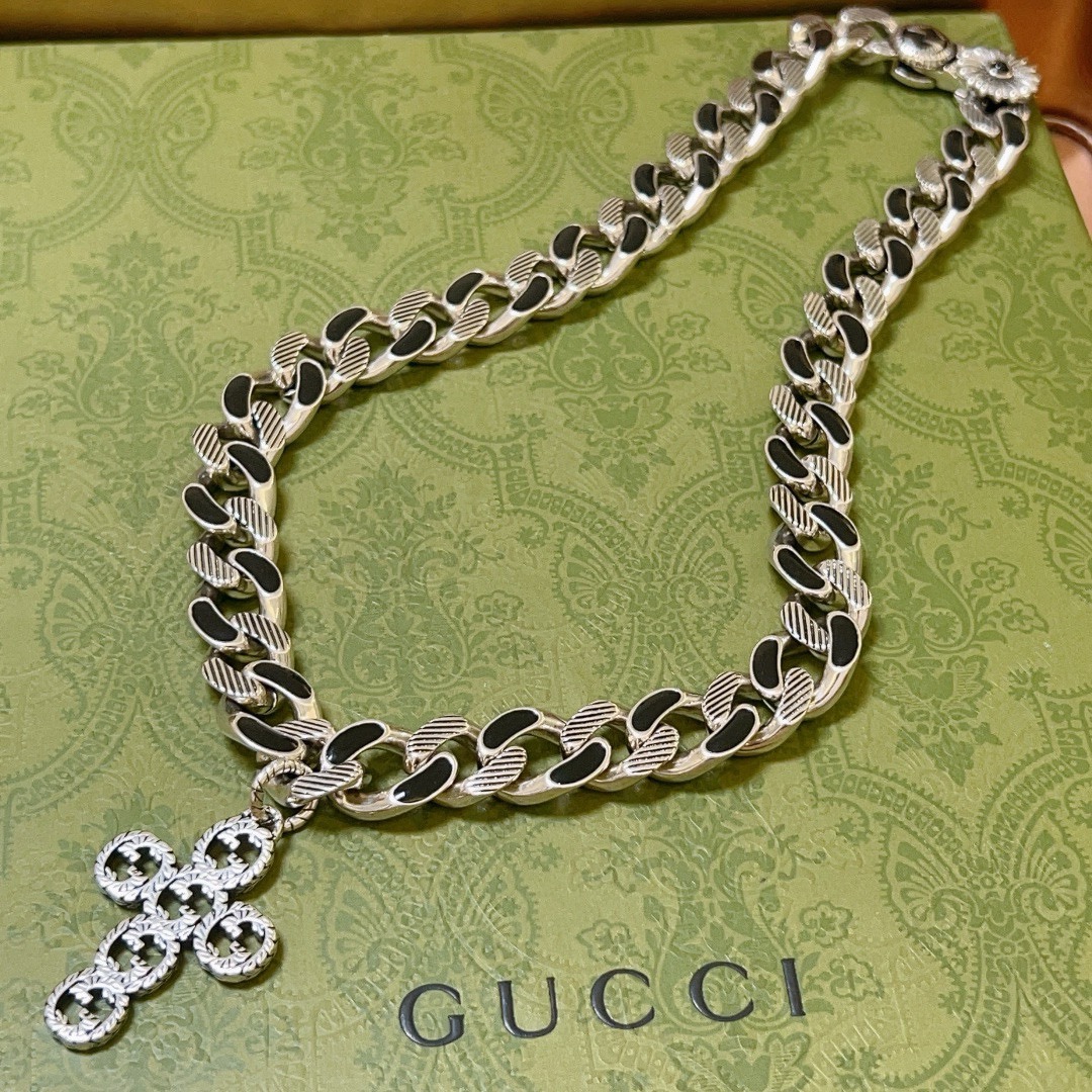 【GUCCI】ネックレス、新しいネックレス万能シンプルファッションオーナメント 240815