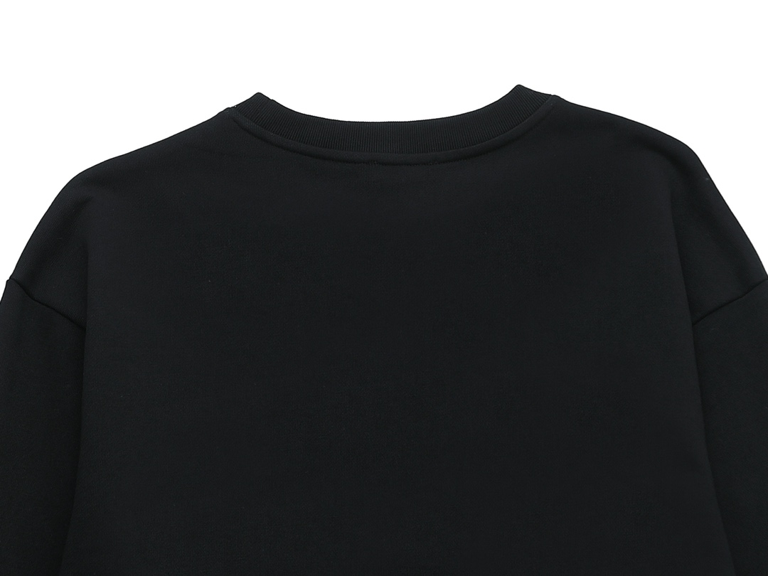 【PRADA 公式旗艦店】プラダ  丸首の衛衣 スウェットご好評に付き再入荷 240828