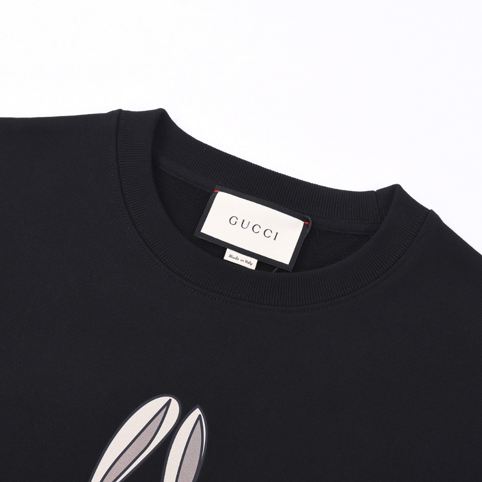 【GUCCI  公式旗艦店】グッチ 丸首の衛衣 スウェットご好評に付き再入荷 240902