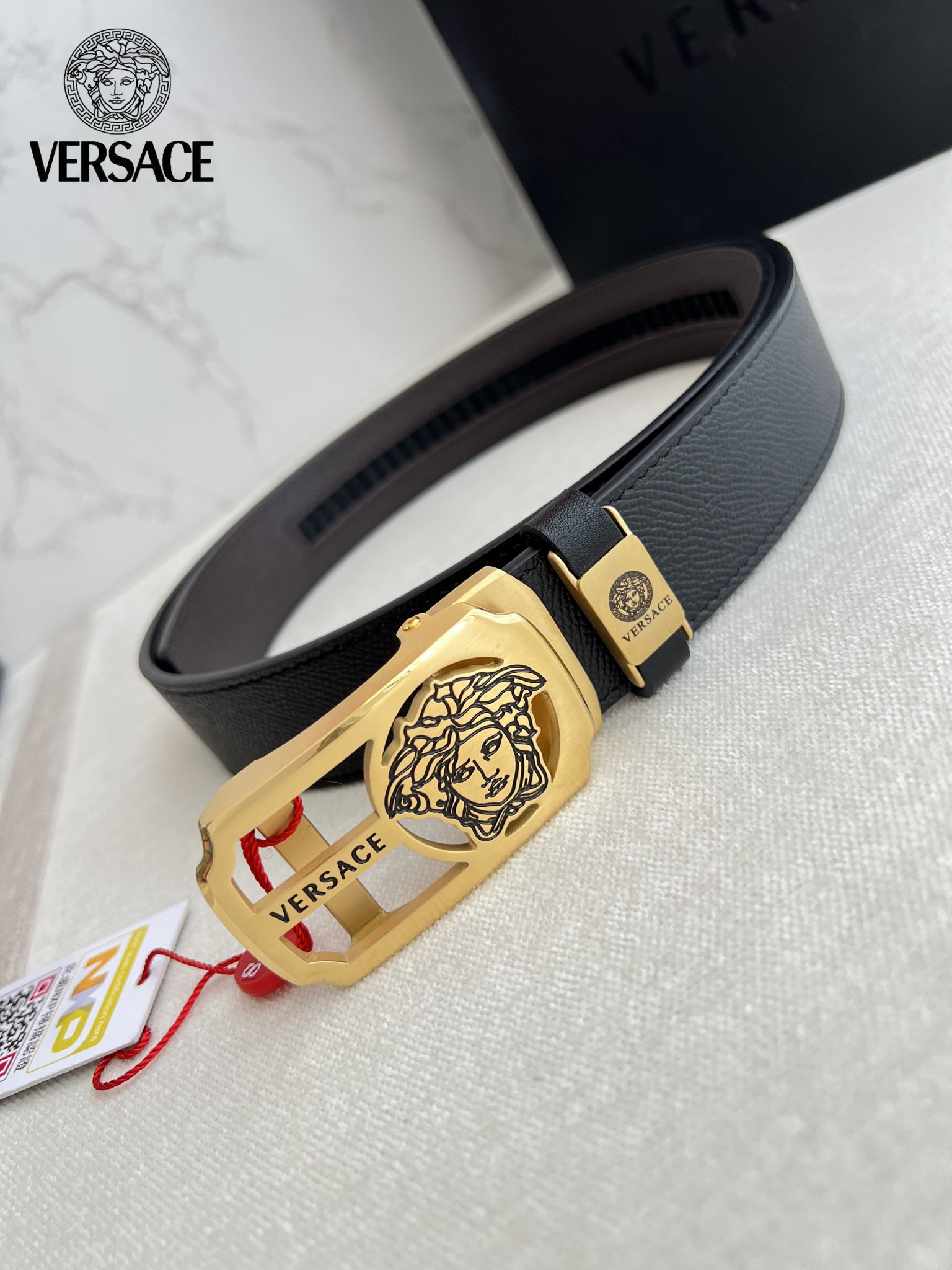 【VERSACE】(ヴェルサーチ) 3.8cmベルト メンズ 240903