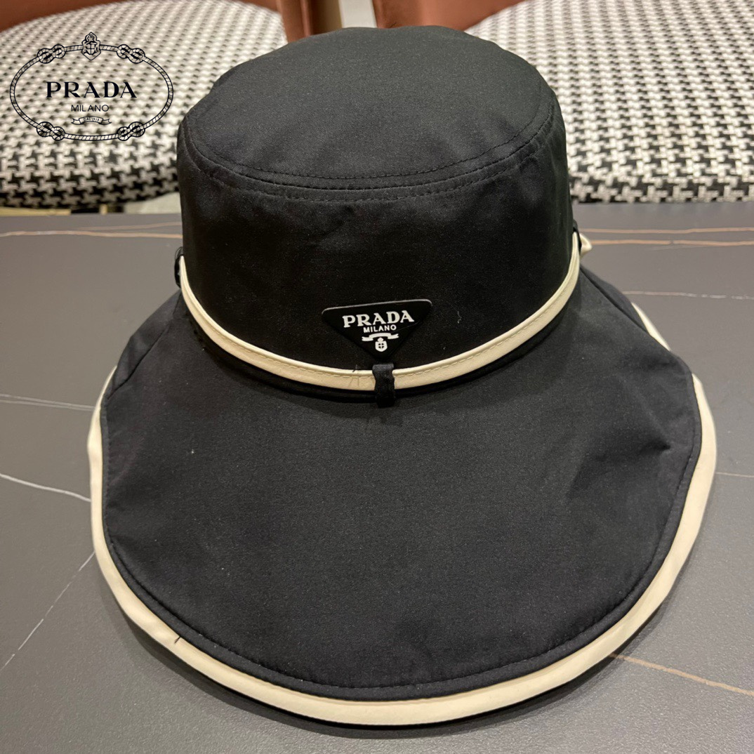 PRADA (プラダ)フィッシャーマンズハット 240904