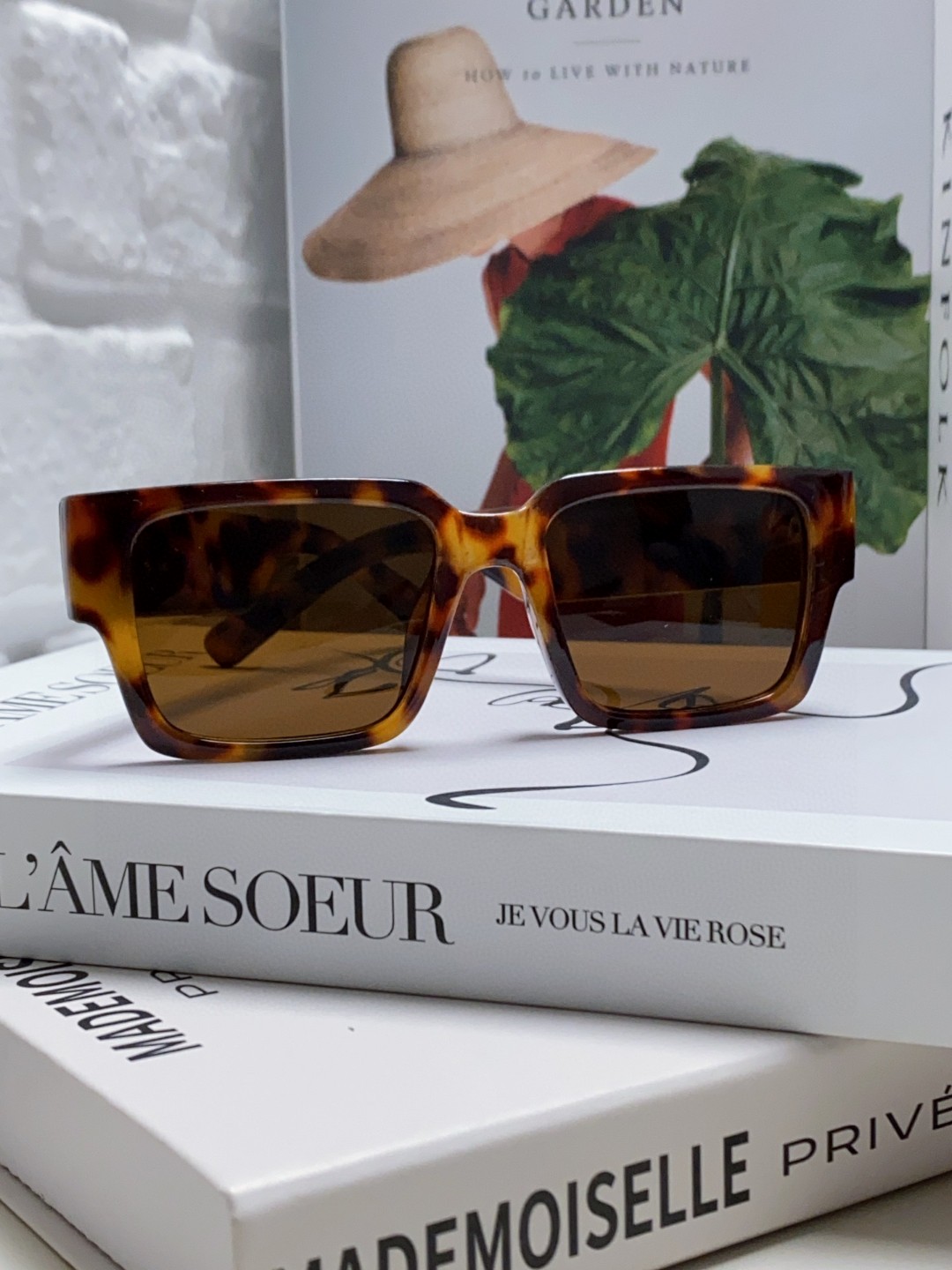 LOUIS VUITTON (  ルイヴィトン ) サングラス 241012