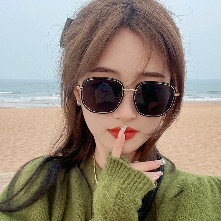 GUCCI( グッチ ) サングラス  241012