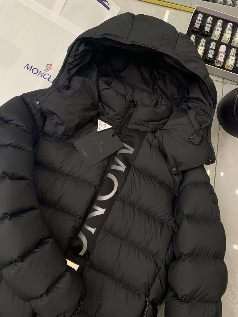 【MONCLER  公式旗艦店】モンクレール ダウンジャケット ご好評に付き再入荷！241014