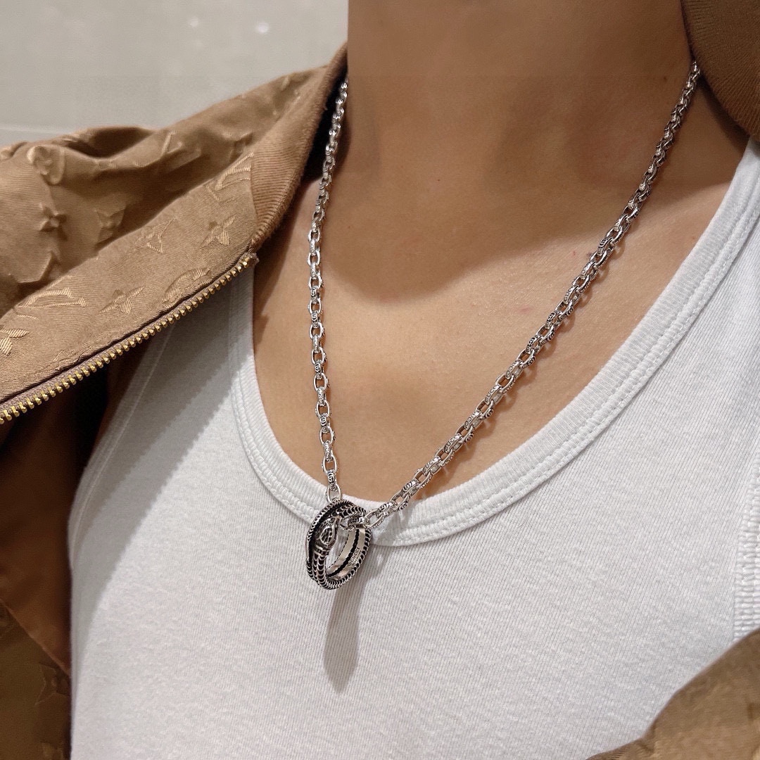 【GUCCI】ネックレス、新しいネックレス万能シンプルファッションオーナメント 240815