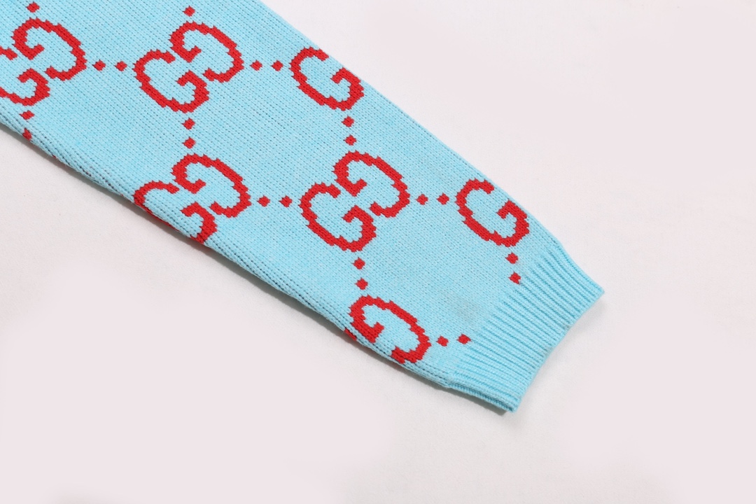 【GUCCI  公式旗艦店】グッチ  セーター好評に付き再入荷！ 241029