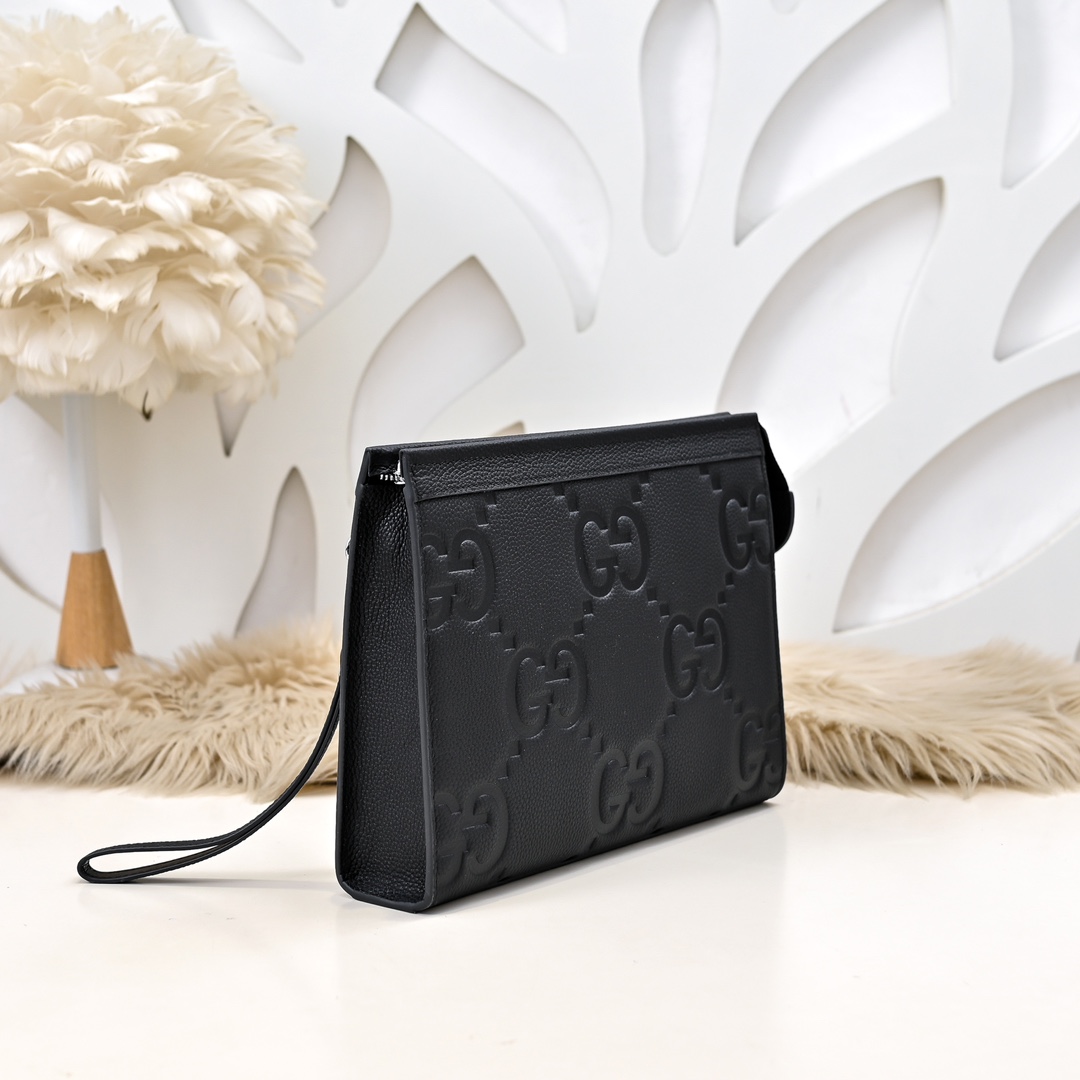 【GUCCI  公式 旗艦店】 グッチ   クラッチバッグ 当日出荷 好評に付き再入荷！27*20*5CM  241101