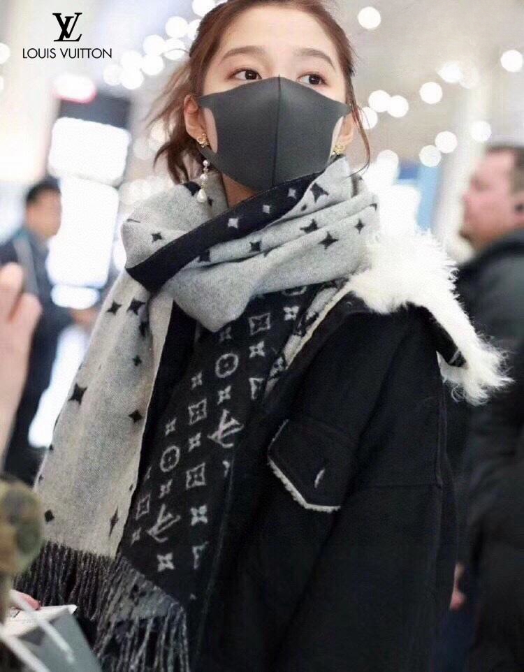 【LV LOUIS VUITTON ルイ·ヴィトン】 スカーフ 45*210cm