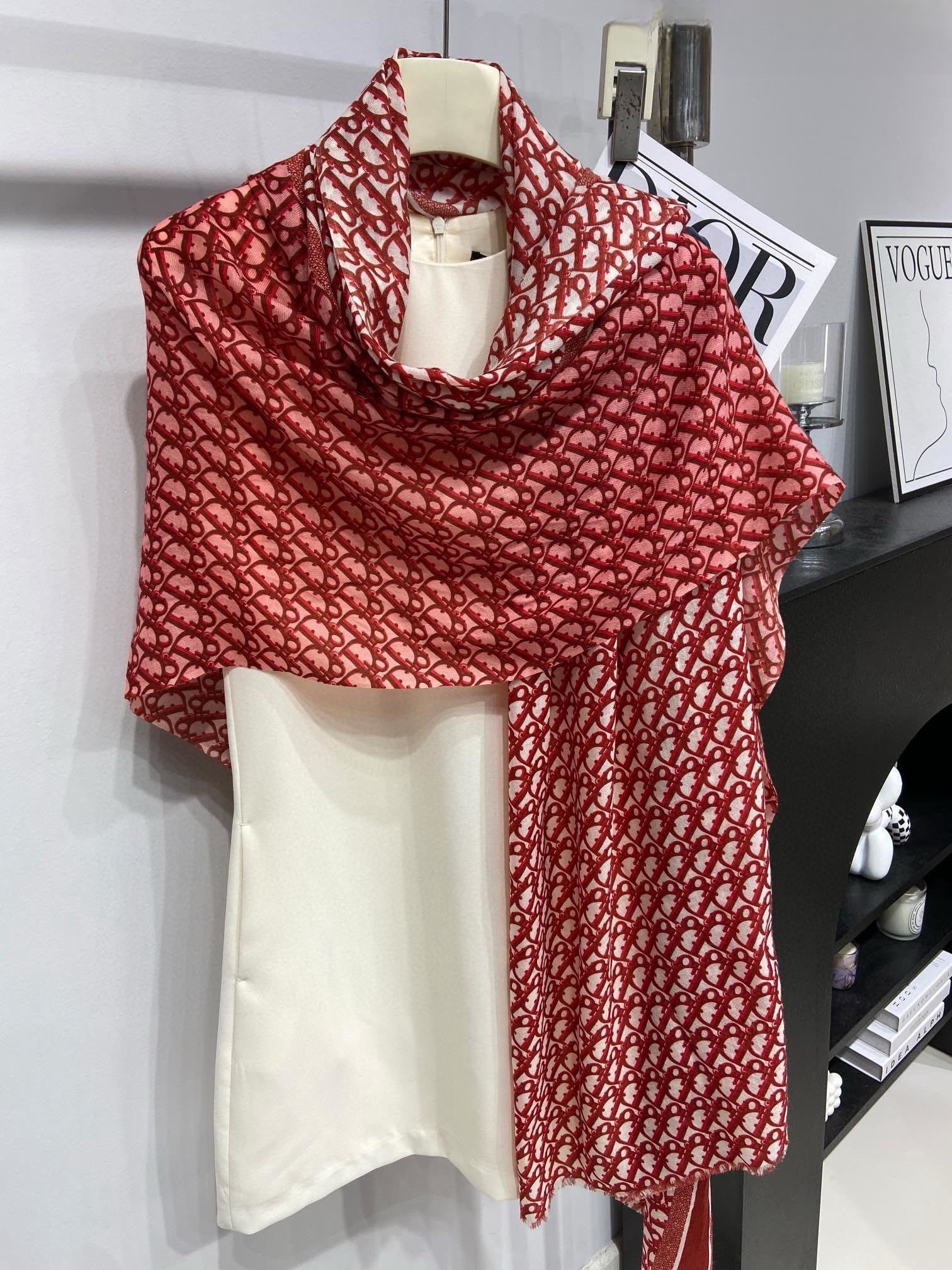 【DIOR  ディオール 】スカーフ  200*110cm  241108