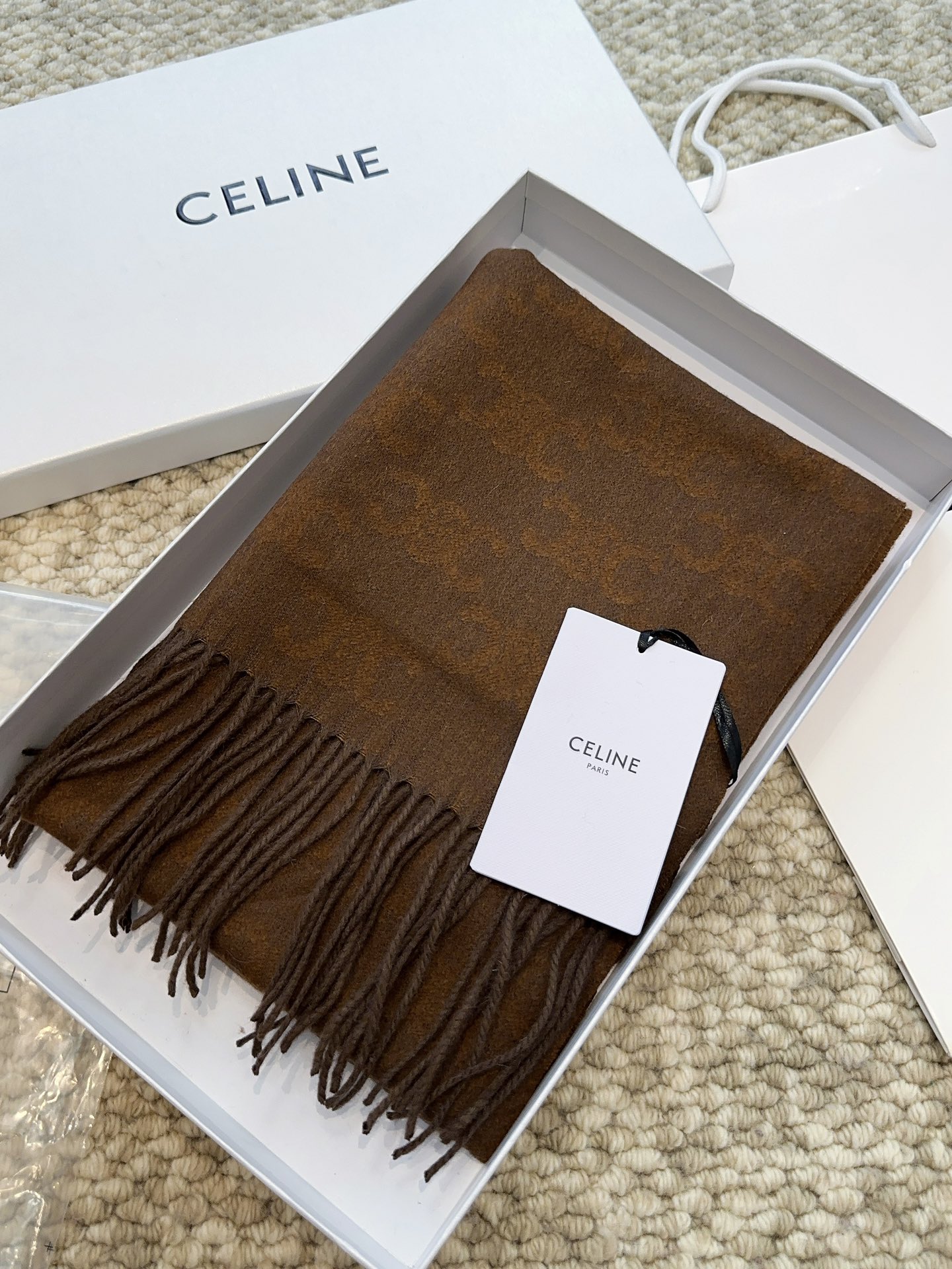 【CELINE セリーヌ】スカーフ 37*200CM  241108