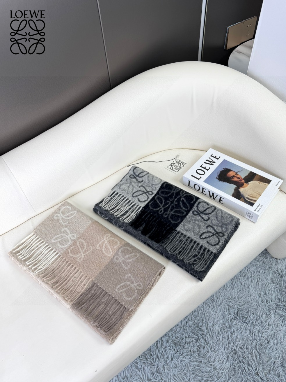 【LOEWE ロエベ】スカーフ40*200CM   241109